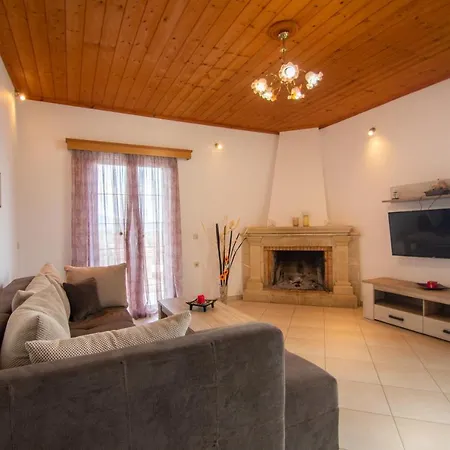 Family Private Homes & Sea View By 